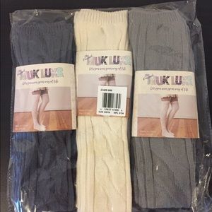 Muk Luks Over the Knee Socks /Women’s 3 Pair Pack